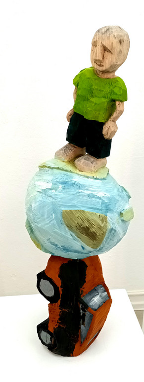 manworldcar, 2020, Holz bemalt, 70 x 20 x 20 cm