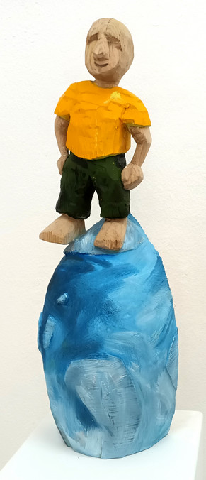 manboat, 2020, Holz bemalt, 65 x 20 x 20 cm